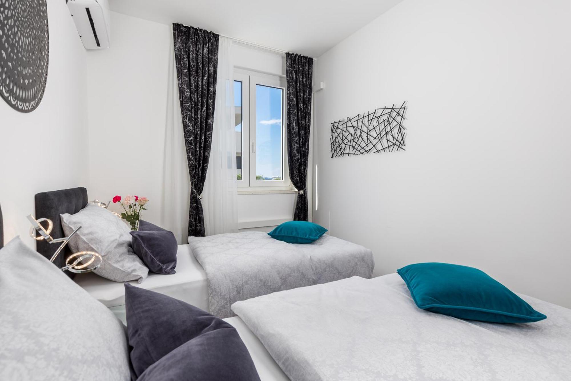 Luxury Apartment Hyperion With Private Pool And Garden Муртер Экстерьер фото