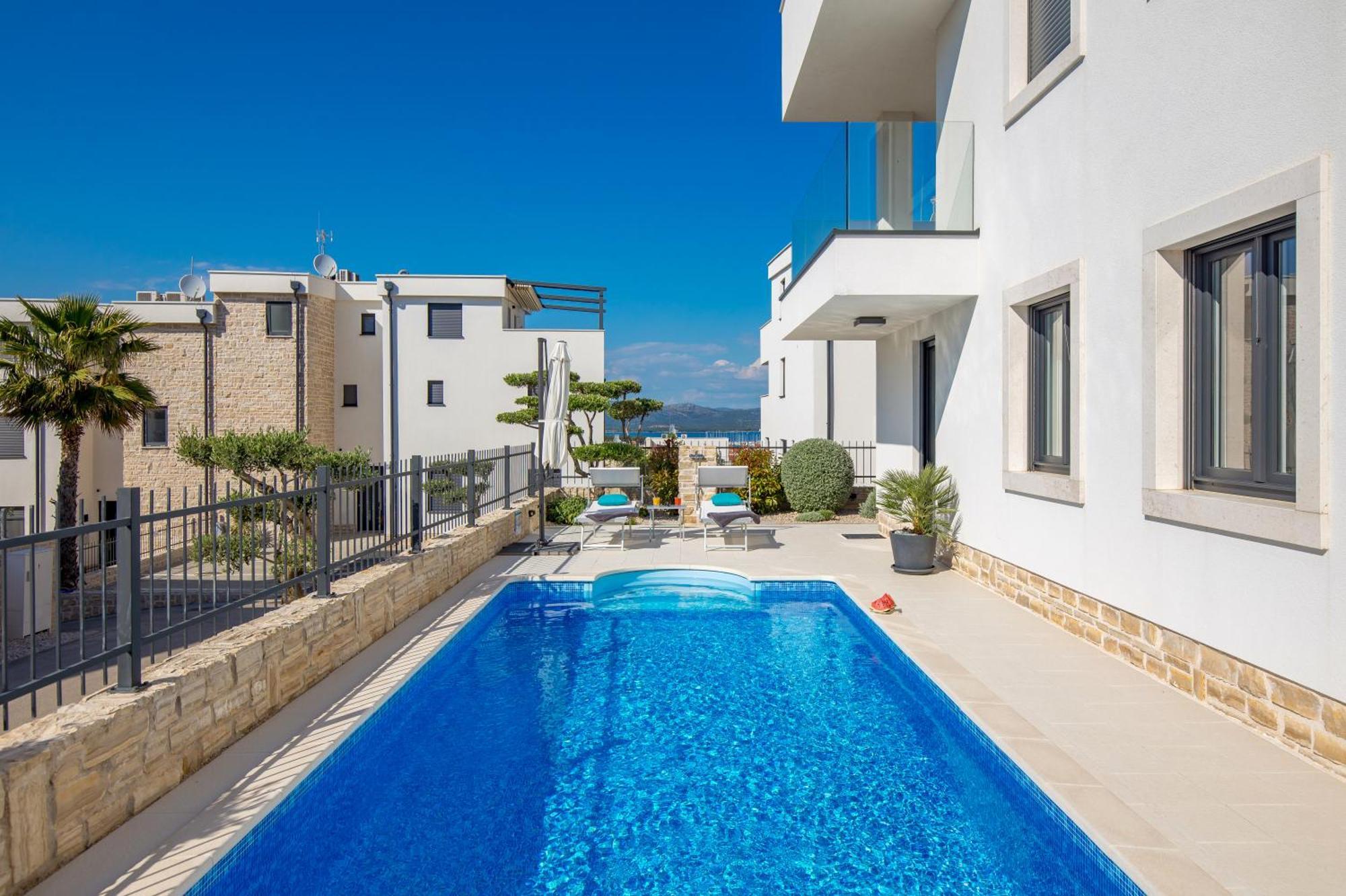 Luxury Apartment Hyperion With Private Pool And Garden Муртер Экстерьер фото