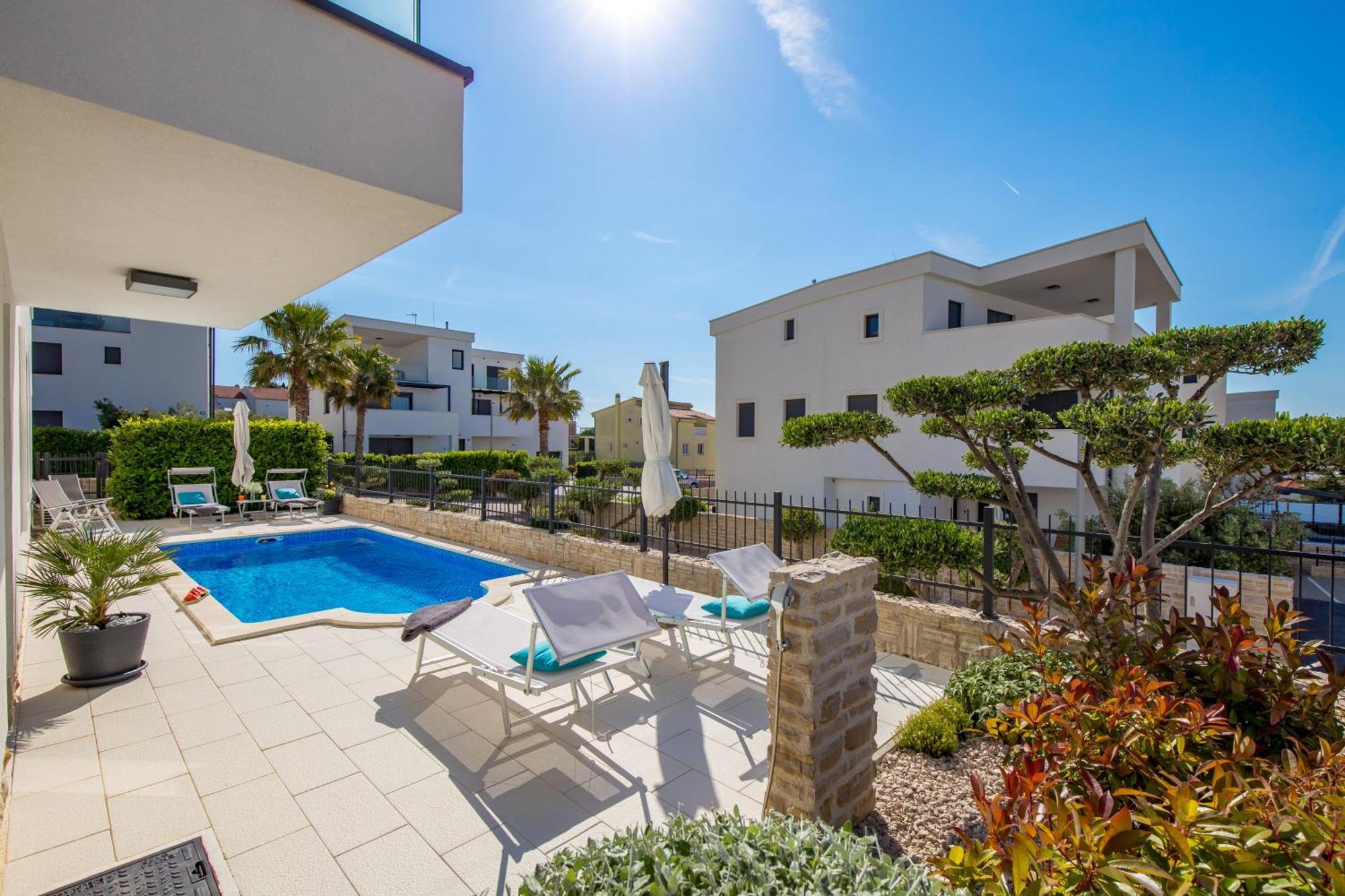 Luxury Apartment Hyperion With Private Pool And Garden Муртер Экстерьер фото