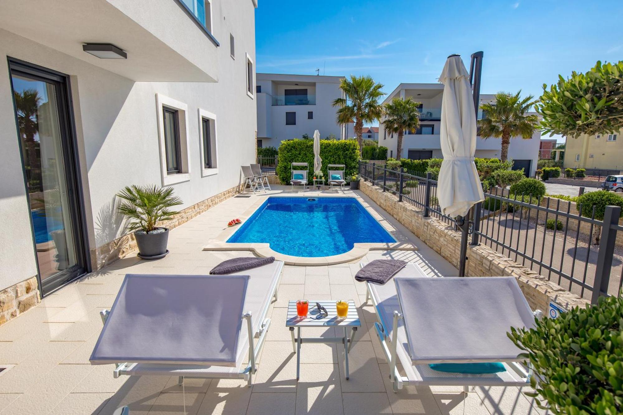 Luxury Apartment Hyperion With Private Pool And Garden Муртер Экстерьер фото